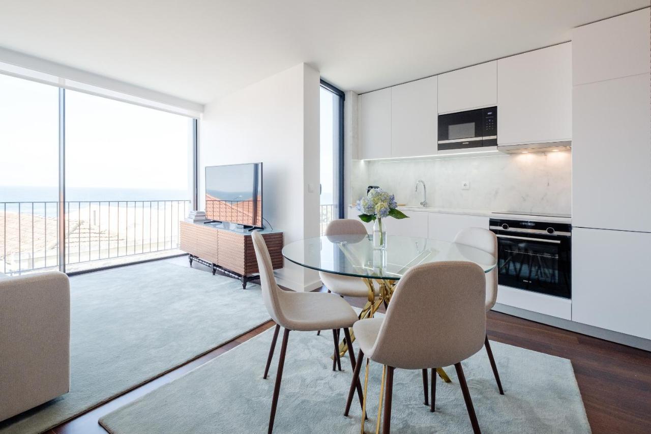 Boutique Rentals- Bliss By The Sea Apt- Ocean Views In Foz Beach Порту Экстерьер фото
